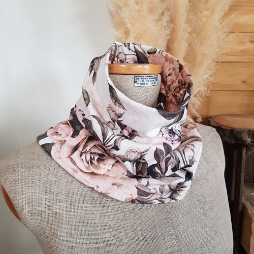 komin na szyję z nadrukiem w stylu vintage z kwiatami