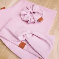 gumka scrunchie w komplecie z opaską na głowę i kominem w kolorze pudrowego różu