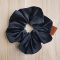 gumka do włosów scrunchie czarny welur