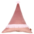 velvetowy tył trójkątnej poduszki w różowe kwiaty