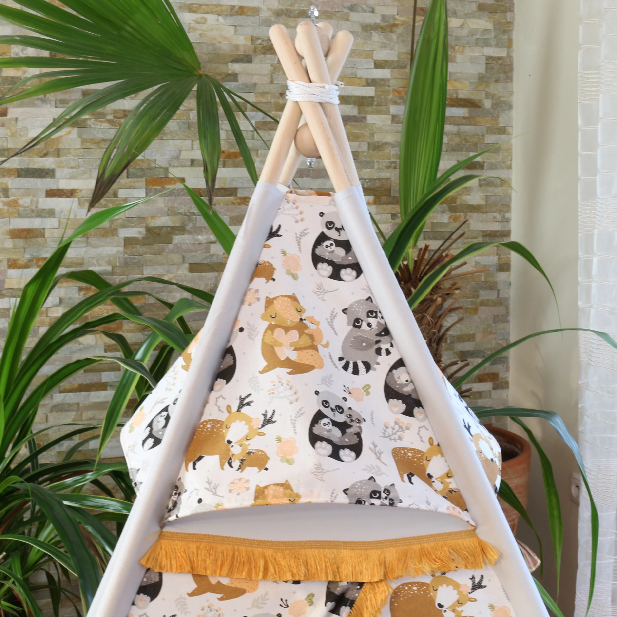 wentyl namiotu tipi dla dzieci w zwierzątka